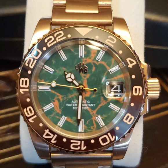 Fully custom built Valintino Watch Builds VWB 40mm Submariner.Rose Gold … - Picture 6 of 6